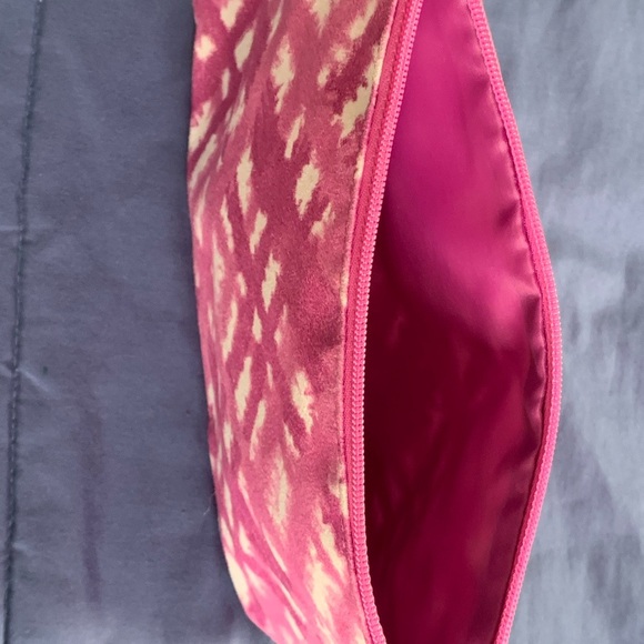 Light purple Tye Dye Cosmetic Bag​ - Picture 4 of 5